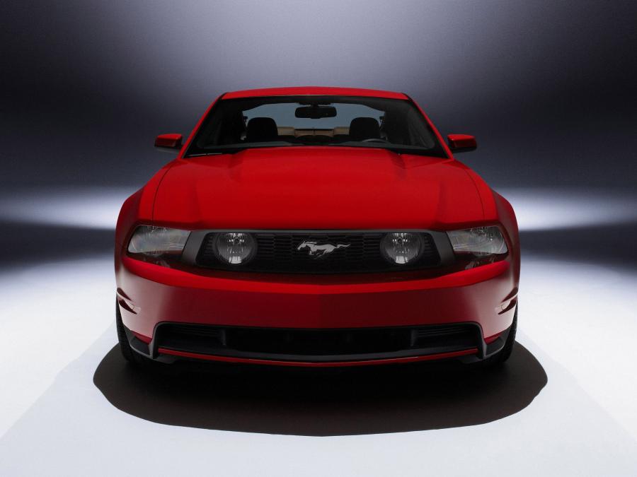  Ford Mustang GT 2010 года  (фото 206 из 213)